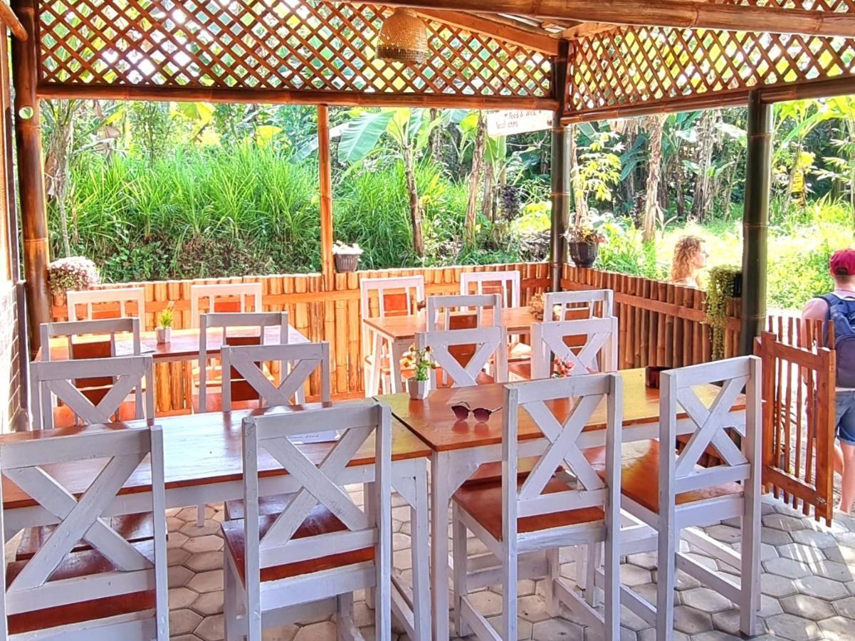 Tetebatu Hostel المظهر الخارجي الصورة