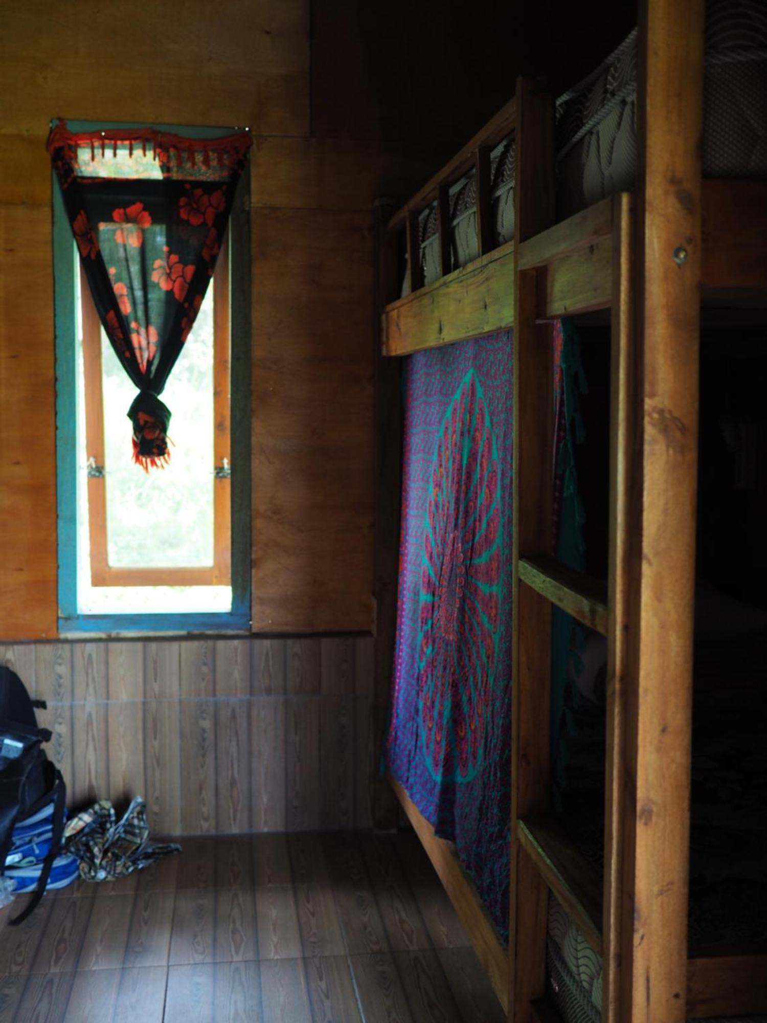 Tetebatu Hostel الغرفة الصورة