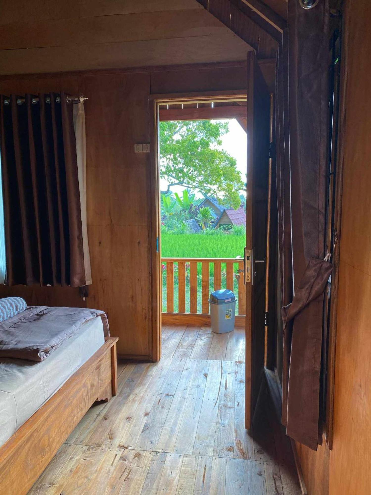 Tetebatu Hostel المظهر الخارجي الصورة